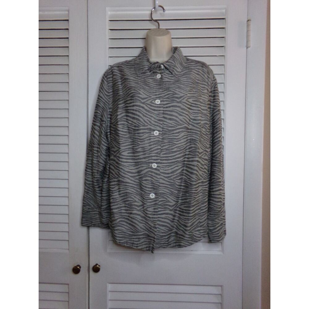 Nygard soft zebra print rayon/linen jacket 16 button front turn up cuff sleeve
